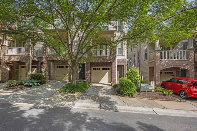 property at 817 Commonwealth Ave SE