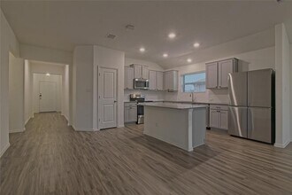 108 Pumpkin Dr in Hutto, TX - Building Photo - Building Photo