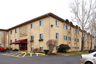 Fountainhead in Dayton, OH - Foto de edificio - Building Photo