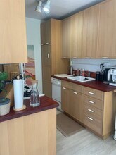 2325 42nd St NW, Unit 418 in Washington, DC - Building Photo - Building Photo