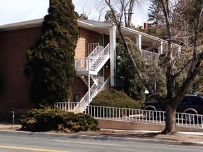 Fontmore Apartments in Colorado Springs, CO - Building Photo - Building Photo