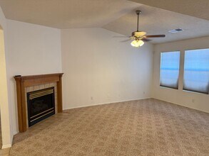 4017 Foxwood Trail SE in Rio Rancho, NM - Building Photo - Building Photo