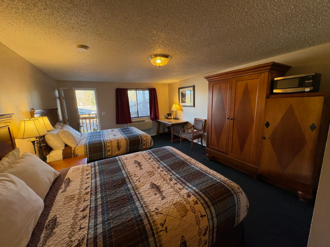 property at 346 W Kansas St