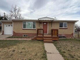 9605 W 51st Pl in Arvada, CO - Building Photo