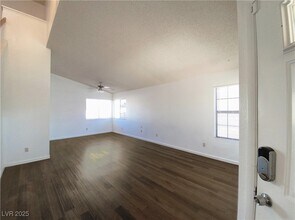365 Keating St in Henderson, NV - Building Photo - Building Photo