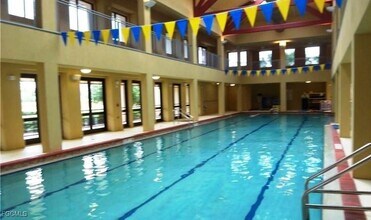 10520 Amiata Way in Ft. Myers, FL - Foto de edificio - Building Photo