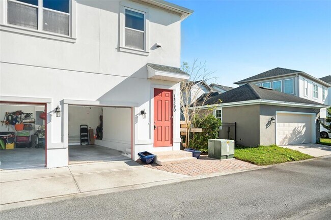 13590 Lessing Ave in Orlando, FL - Building Photo - Building Photo