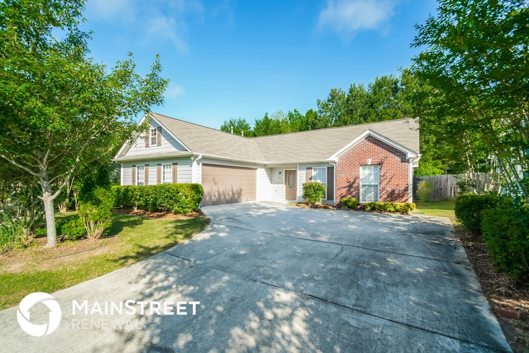 601 Meriweather Dr in Calera, AL - Foto de edificio