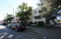 14610 Delano St in Van Nuys, CA - Building Photo - Building Photo