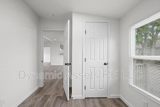 403 N Walnut St in Pittsburg, KS - Building Photo - Building Photo