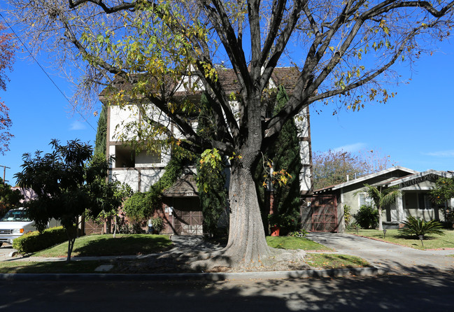 633 Alexander St in Glendale, CA - Building Photo - Building Photo