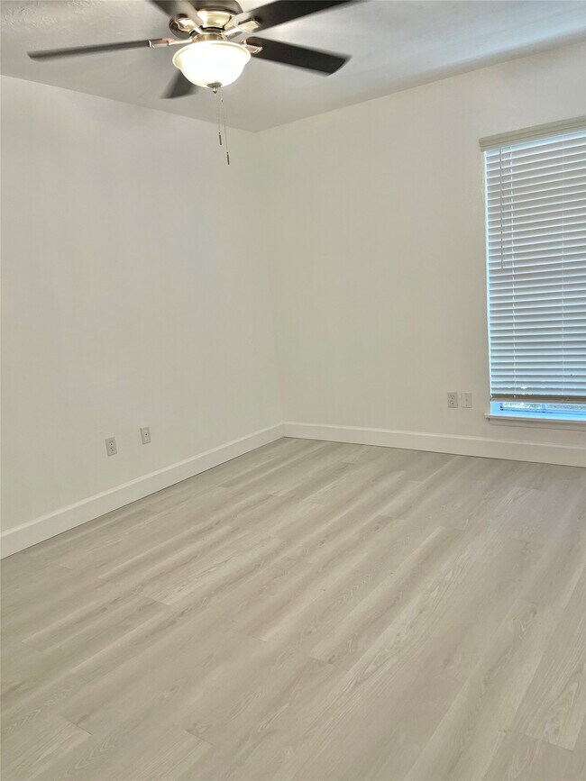 property at 3400 Timmons Ln