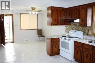 69 Adair Ave N in Hamilton, ON - Building Photo - Building Photo