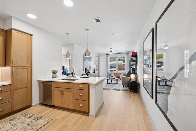 The Isla in Hockley, TX - Foto de edificio - Building Photo