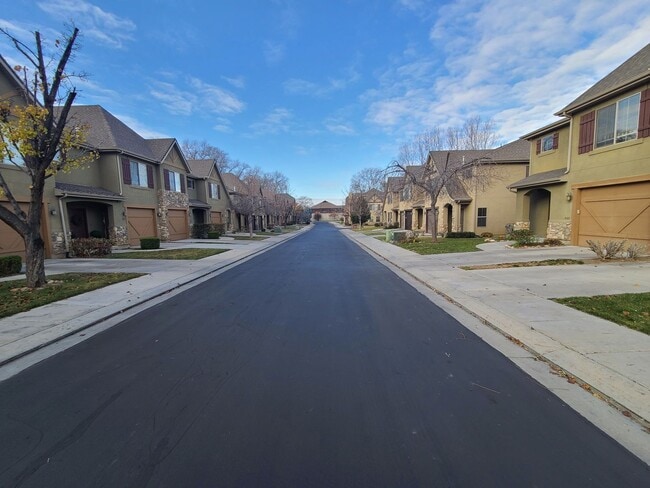 965 E 6795 S in Midvale, UT - Building Photo - Building Photo