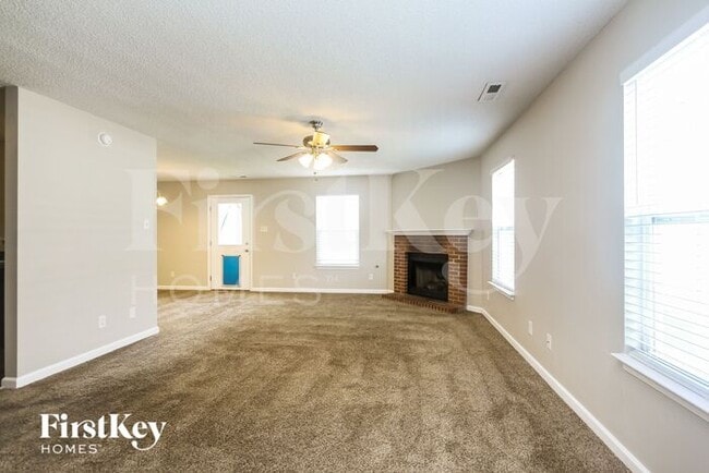 10672 Glenayr Dr in Camby, IN - Building Photo - Building Photo