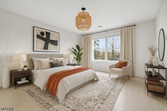 134 Hillside Ave in Livingston, NJ - Building Photo - Building Photo