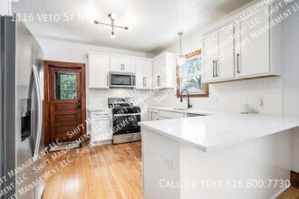 1116 Veto St NW in Grand Rapids, MI - Building Photo - Building Photo