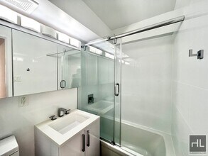 EAST 56 STREET in New York, NY - Building Photo - Building Photo