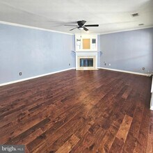 8202 Catbird Cir in Lorton, VA - Building Photo - Building Photo