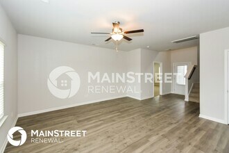 2327 Curbow Dr in Murfreesboro, TN - Foto de edificio - Building Photo