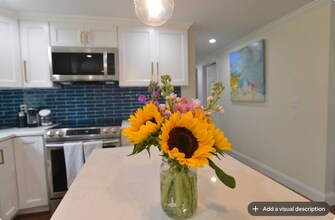 57 Roosevelt Dr in Bristol, RI - Building Photo - Building Photo