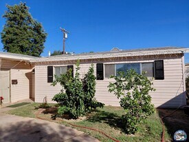 738 Brentwood Ave in Holtville, CA - Building Photo