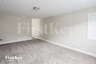 9427 Golden Pond Dr in Charlotte, NC - Building Photo - Building Photo