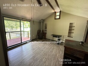 4890 Old Hwy 64 E in Hayesville, NC - Building Photo - Building Photo