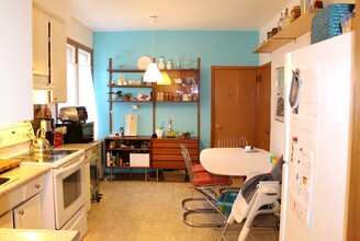 646 Annette St in Toronto, ON - Building Photo - Building Photo