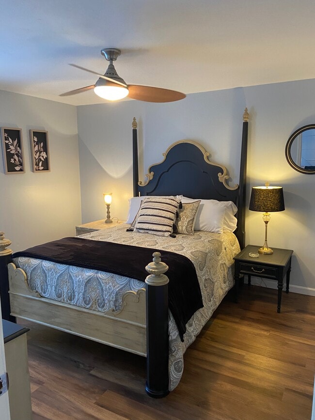 property at 7932 Jenhurst Way