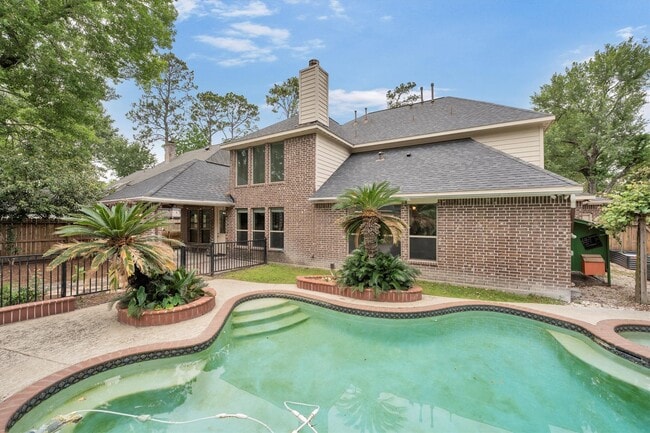 property at 6723 Mossridge Dr