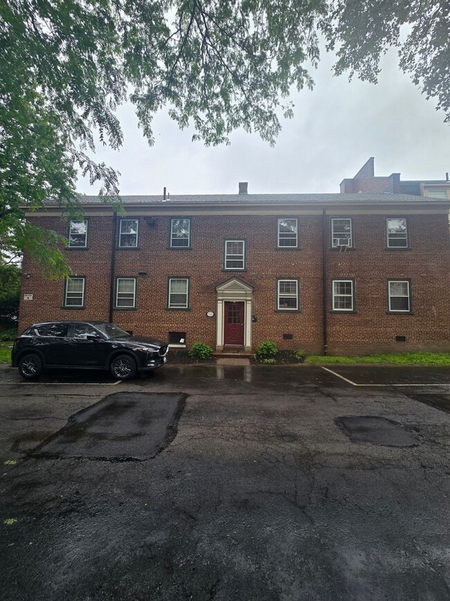 property at 732 North Terrace