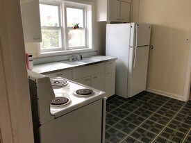 211 S Green St in Crawfordsville, IN - Building Photo