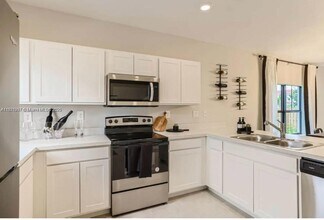 501 NE 1st St in Florida City, FL - Building Photo - Building Photo