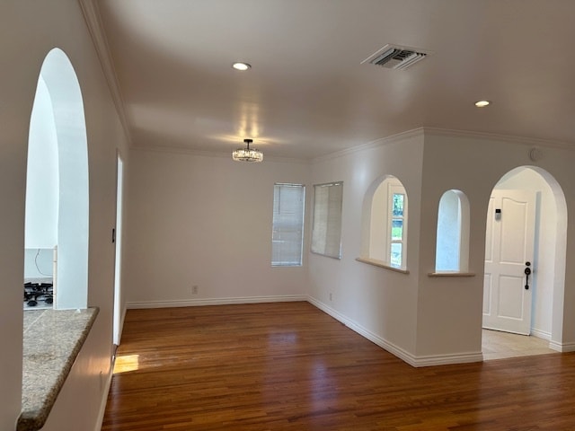 5368 Crebs Ave in Tarzana, CA - Building Photo - Building Photo