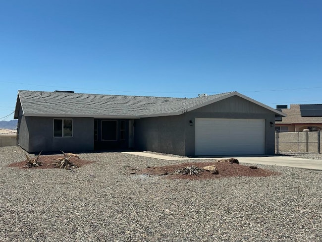 property at 1211 Palo Verde Ln