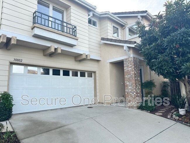 30802 Padova Ct in Westlake Village, CA - Building Photo - Building Photo