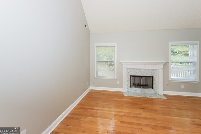 220 Creekside Cir in Hampton, GA - Building Photo - Building Photo