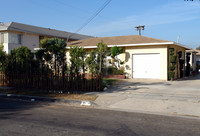 949 N Cedar St in Inglewood, CA - Building Photo - Building Photo