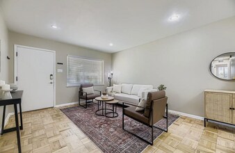 3040 S Forest St in Denver, CO - Building Photo - Building Photo