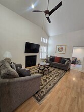 1340 Vista Montana Rd in Sedona, AZ - Building Photo - Building Photo