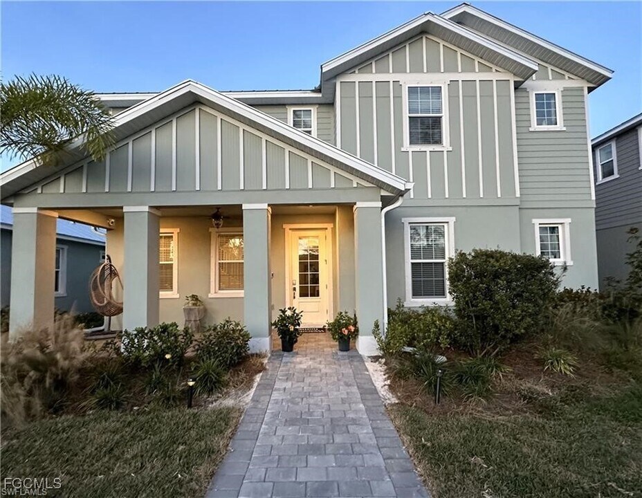 42203 Hammock Ln in Punta Gorda, FL - Building Photo