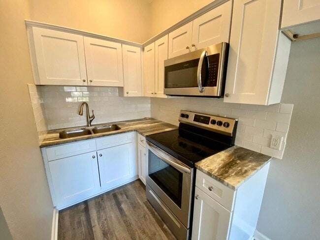 1302 N Maple St in Searcy, AR - Building Photo - Building Photo