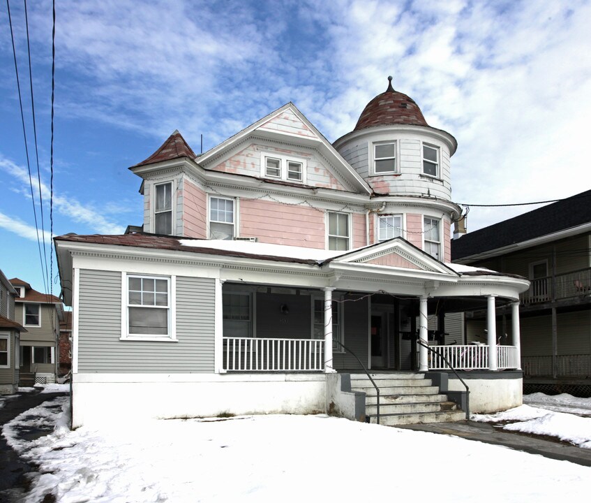 303 3rd Ave in Asbury Park, NJ - Foto de edificio