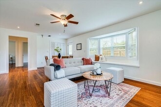 2505 Riddle Rd in Austin, TX - Building Photo - Building Photo