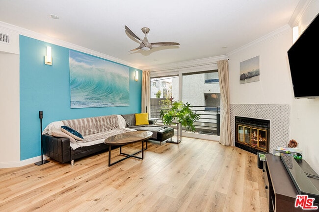 20 Catamaran St in Marina Del Rey, CA - Building Photo - Building Photo