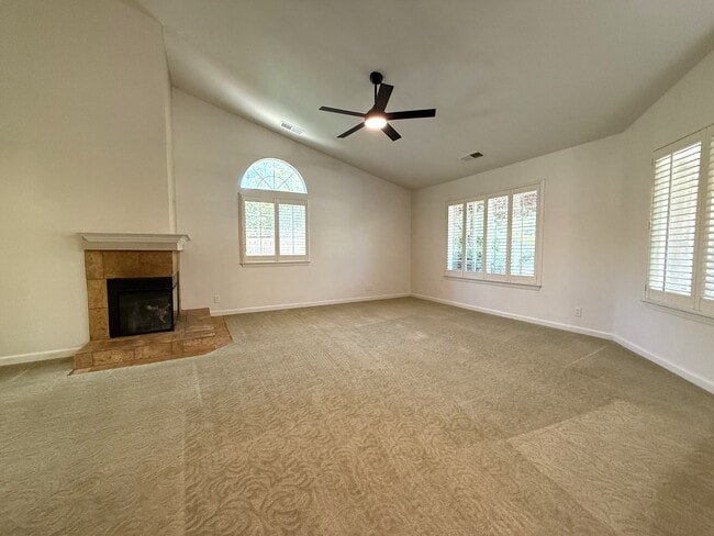 19 Goldeneye Ct in Chico, CA - Building Photo - Building Photo
