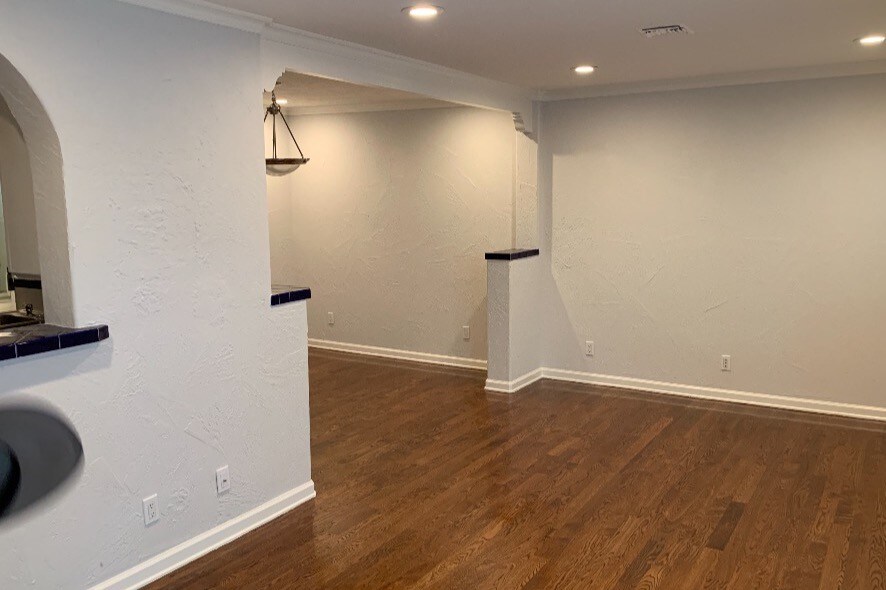 916 N Alfred St in Los Angeles, CA - Building Photo