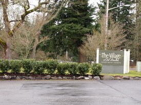 The Village At Oak Meadows Apartments